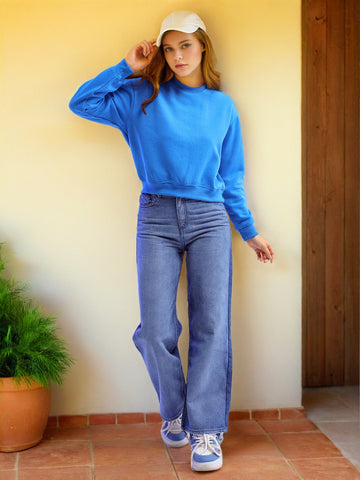 Women's Solid Regular Fit Sweatshirt
