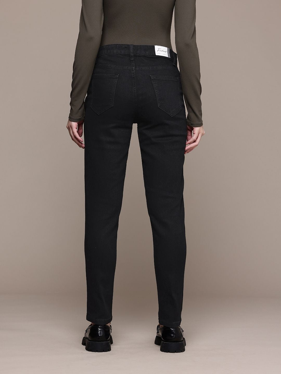 Women's Black Slim Fit Casual Jeans