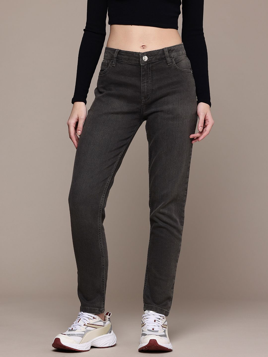 Women's Black Slim Fit Casual Jeans