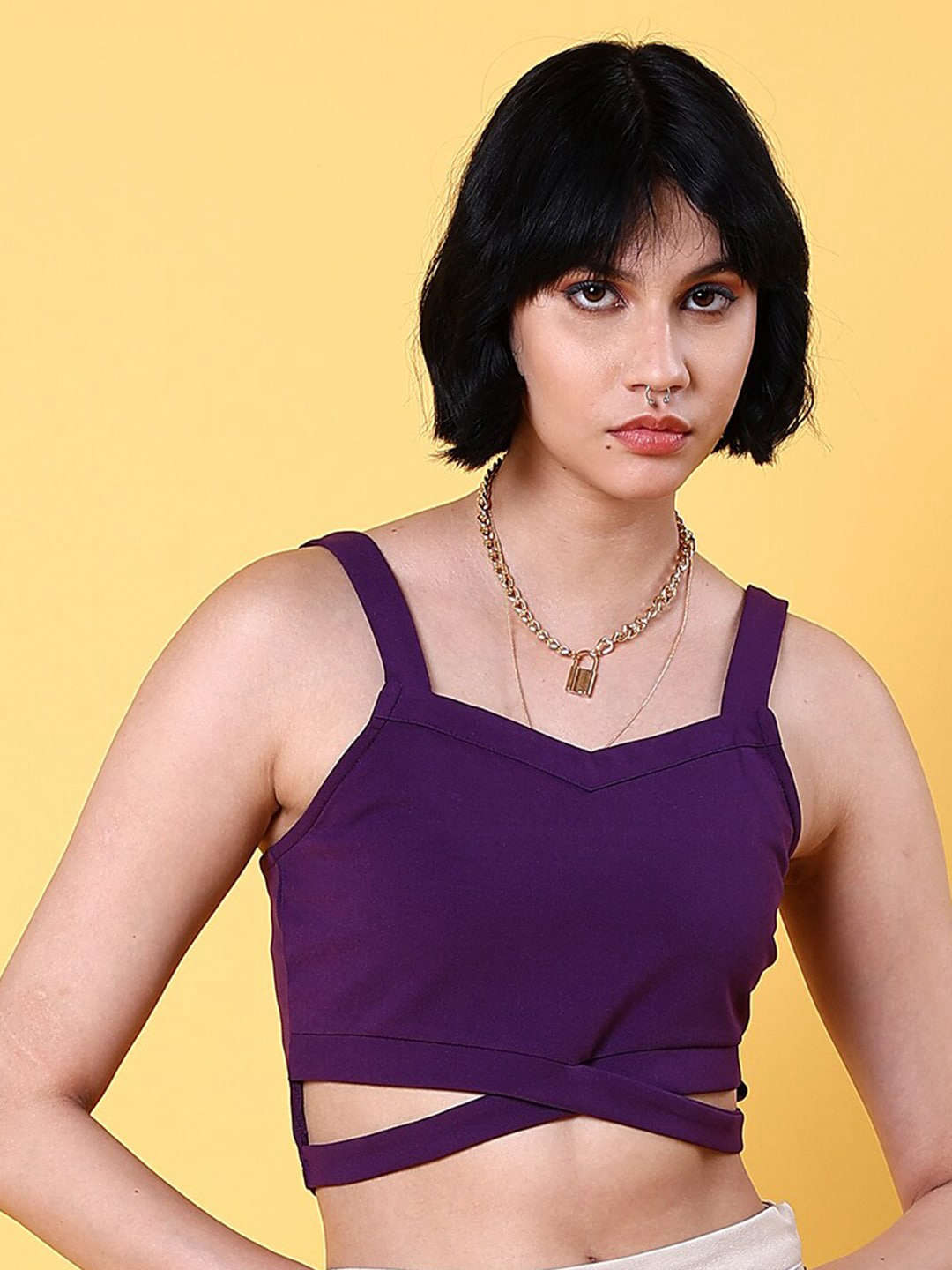 Women's Sleeveless Sweetheart Neck Crop Top