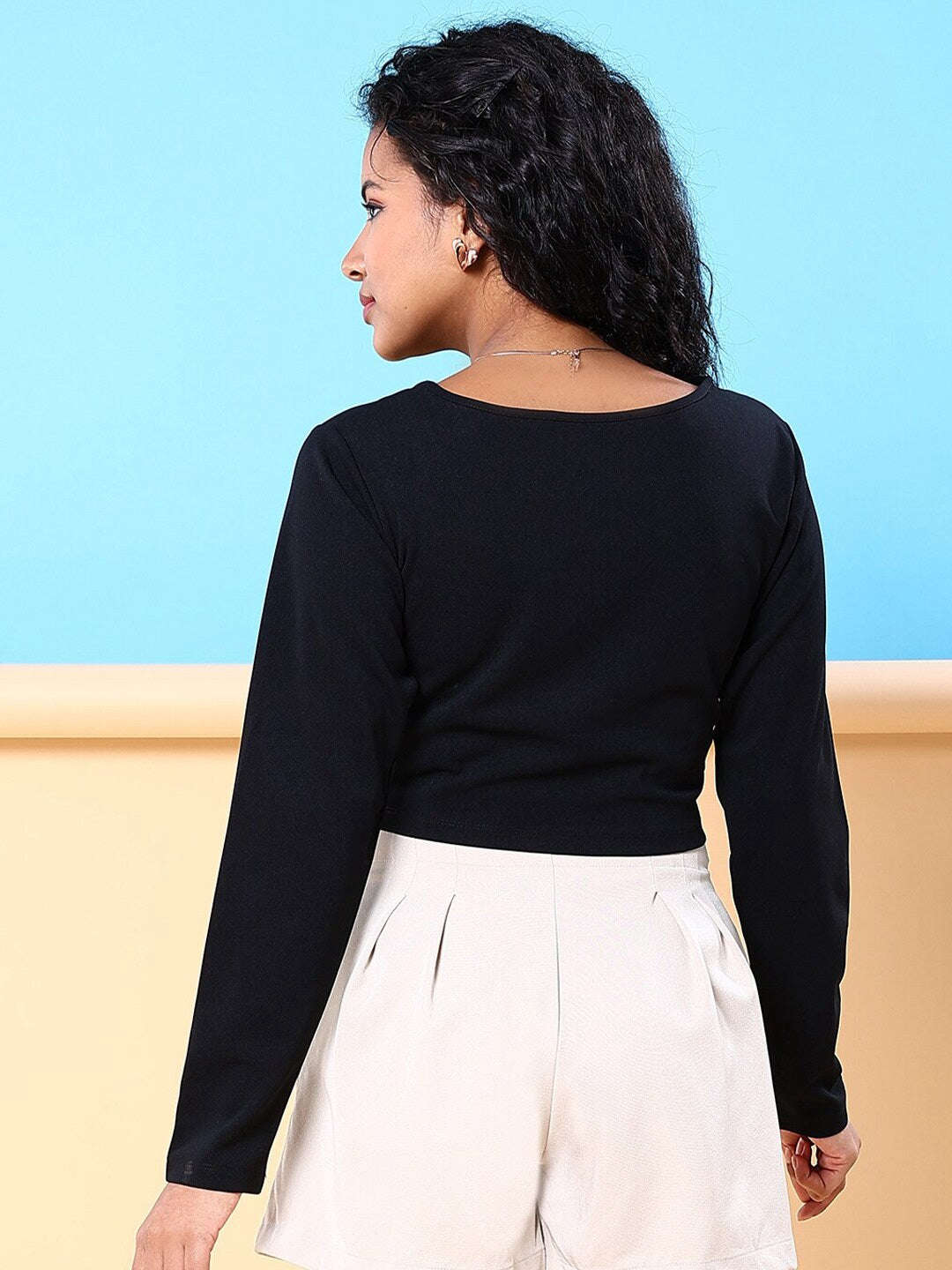 Women's Front Cut Out Long Sleeve Fitted Top