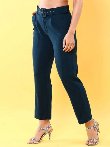Women's Tapered Pleated Pant With Belt