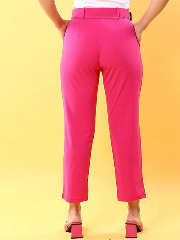 Women's Tapered Pleated Pant With Belt