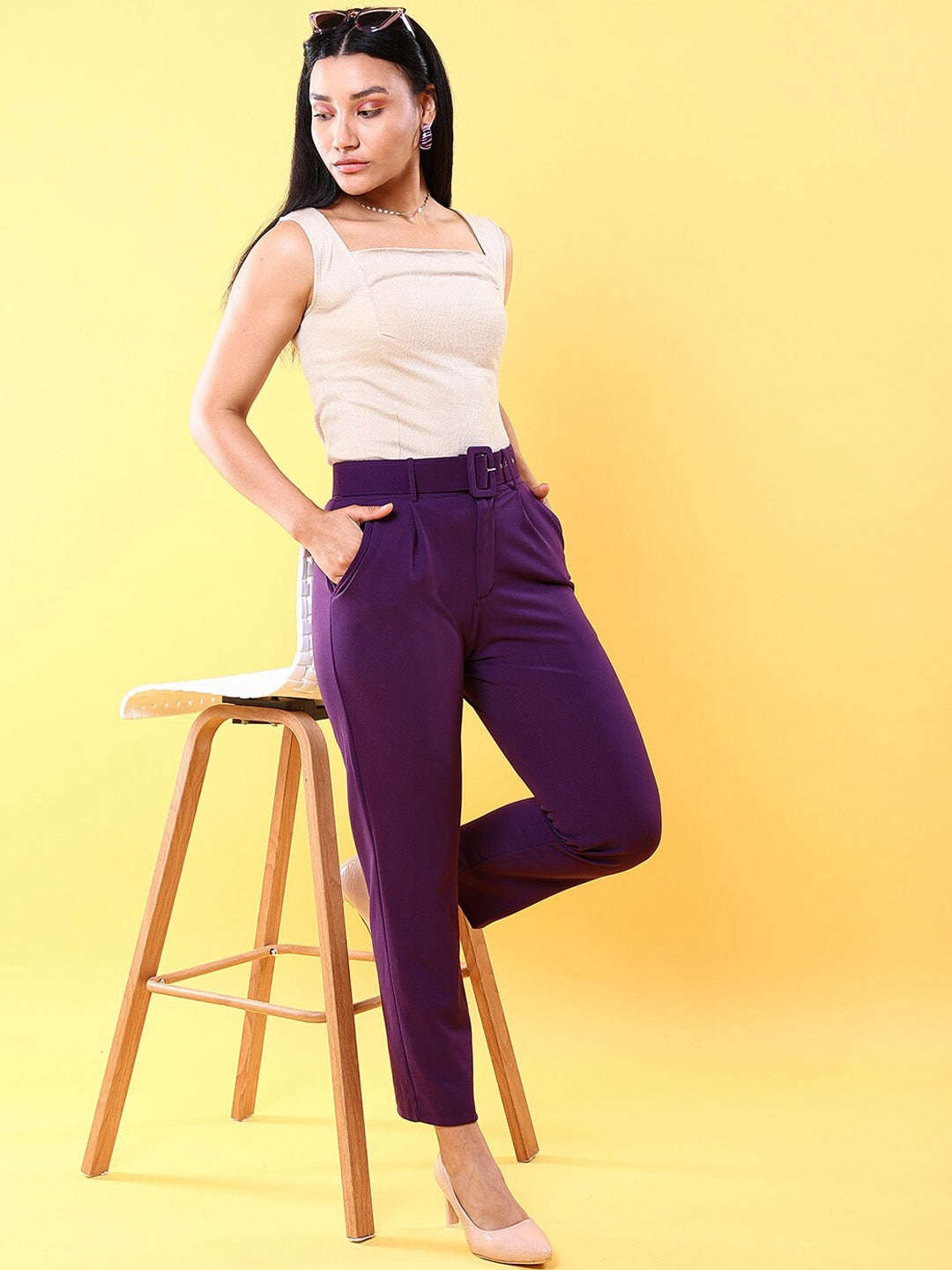 Women's Tapered Pleated Pant With Belt