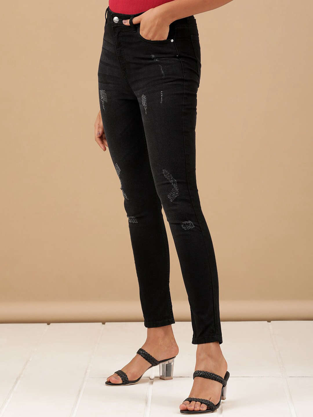 Women's Distressed Slim Fit Jeans