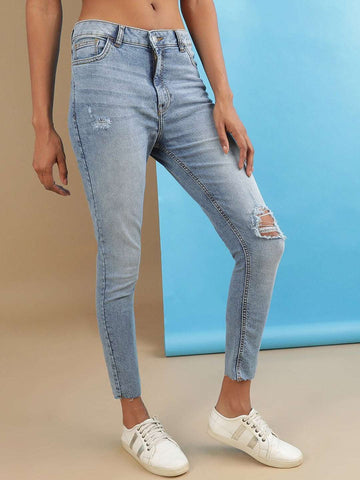 Women's Distressed Slim Fit Jeans