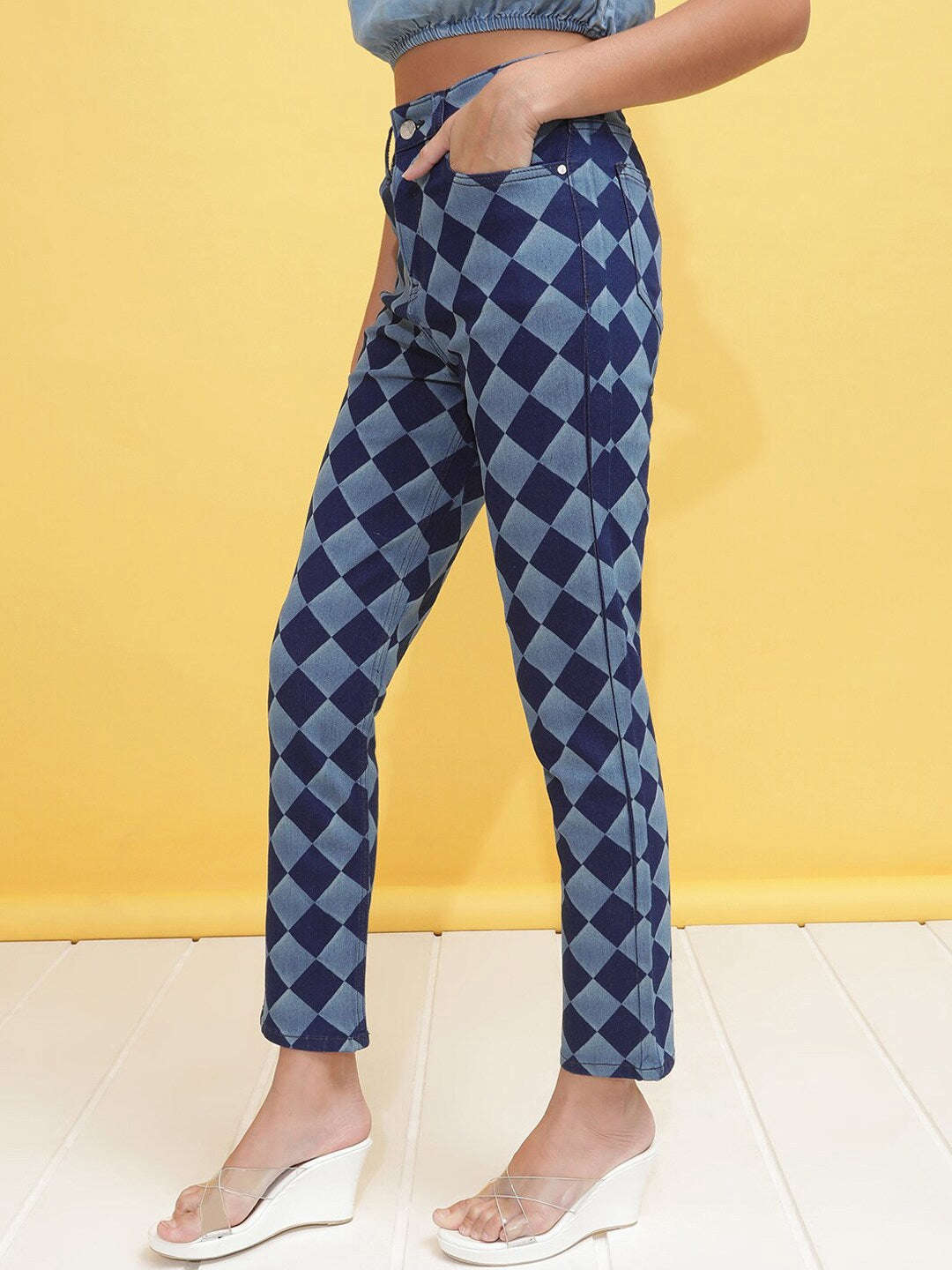 Women's Laser Straight Fit Denim Jeans