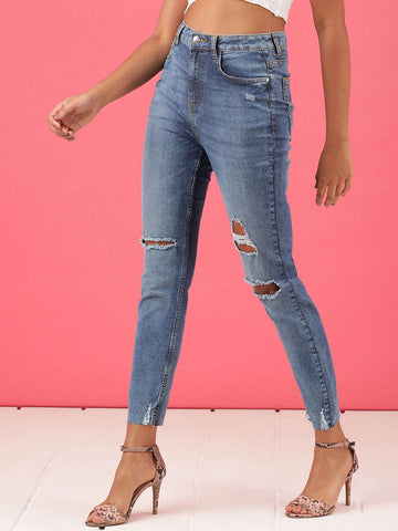 Women's Distressed Straight Fit Jeans