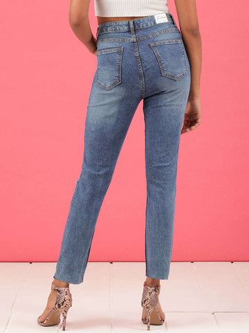 Women's Distressed Straight Fit Jeans