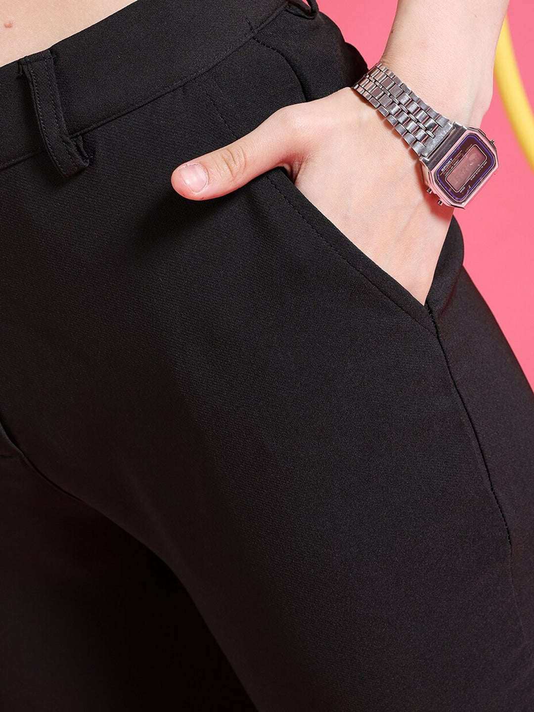 Women's Solid Tapered Pant