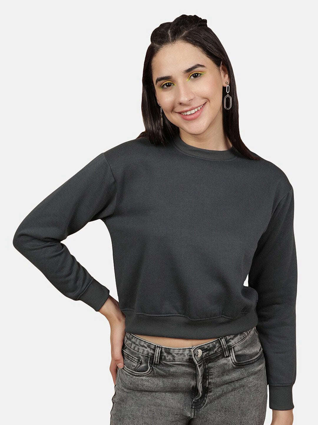 Women's Solid Regular Fit Sweatshirt