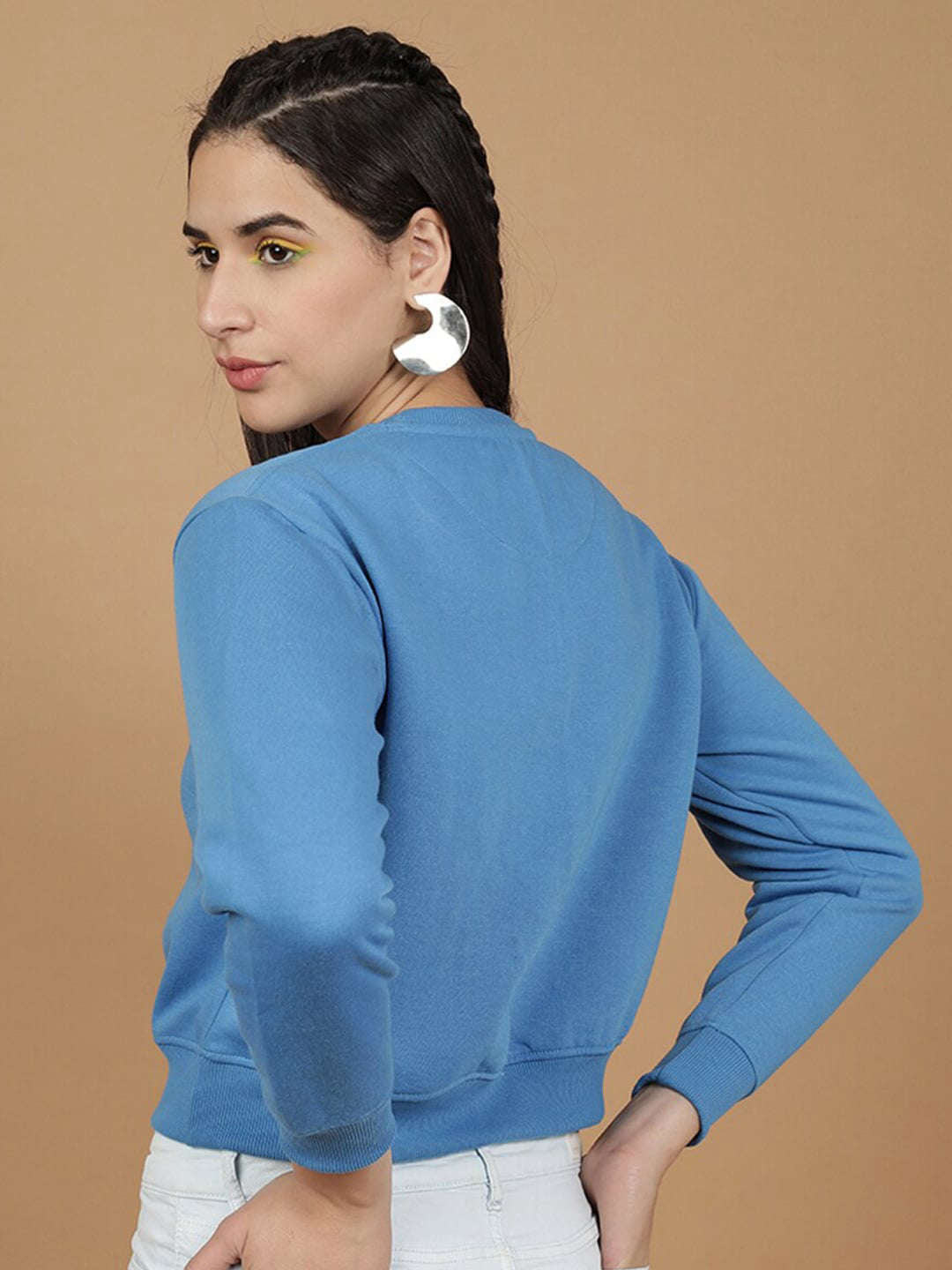 Women's Solid Regular Fit Sweatshirt