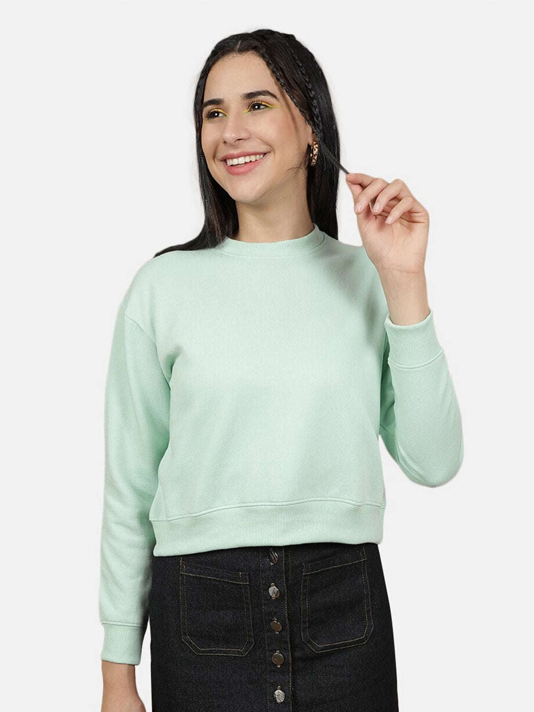 Women's Solid Regular Fit Sweatshirt
