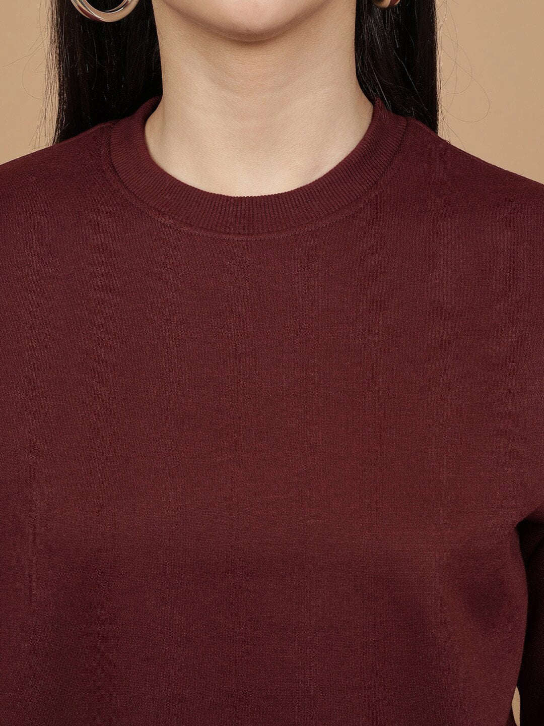 Women's Solid Regular Fit Sweatshirt