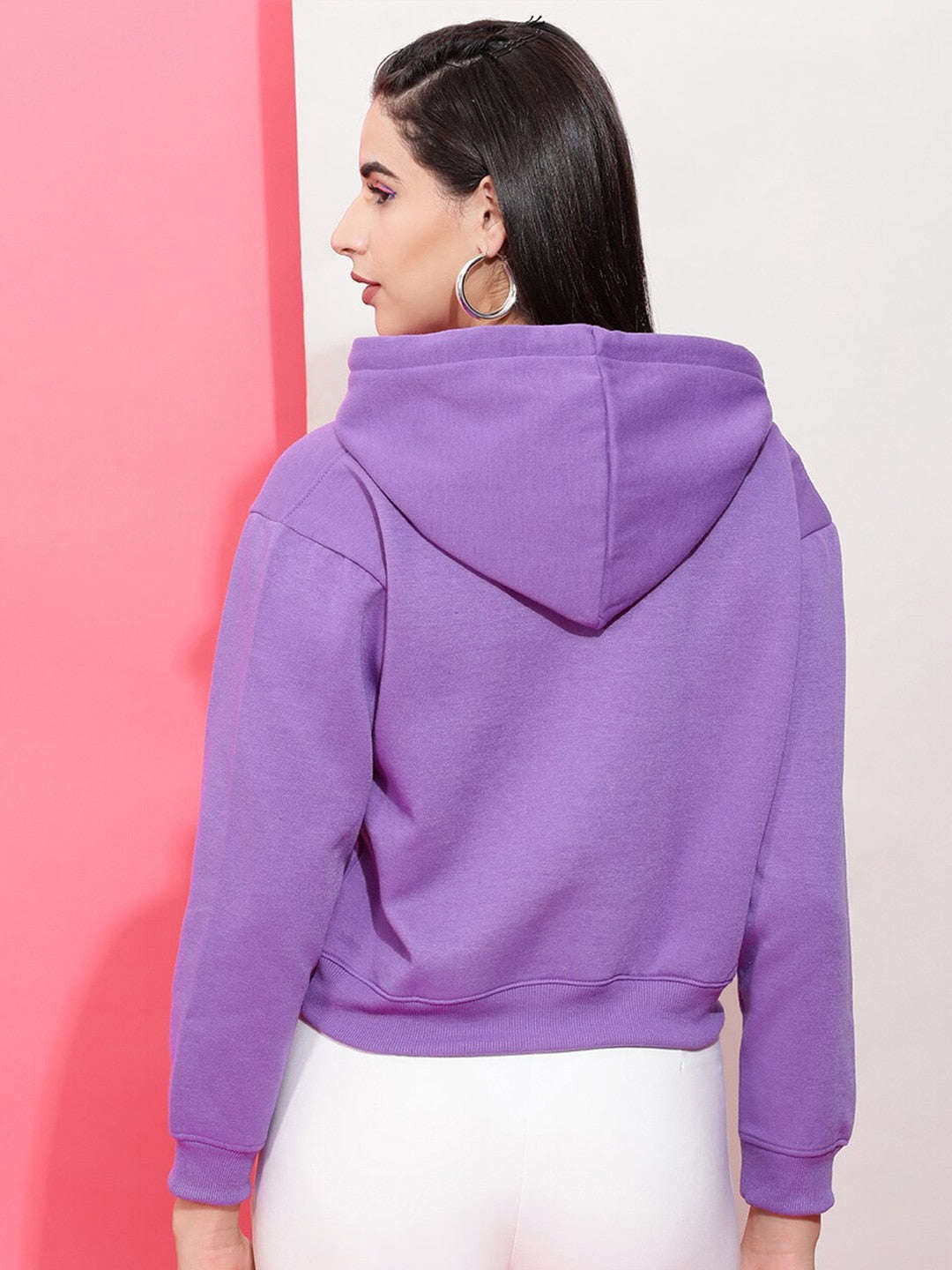 Women's Solid Regular Fit Sweatshirt