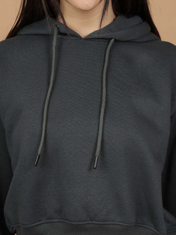 Women's Solid Regular Fit Sweatshirt