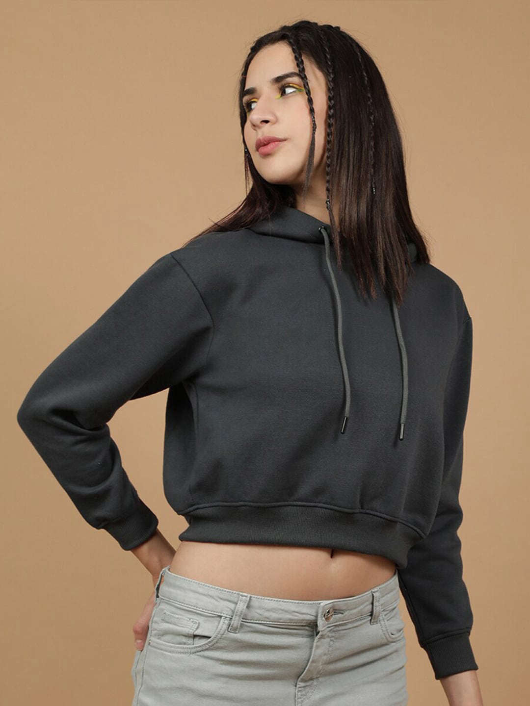 Women's Solid Regular Fit Sweatshirt