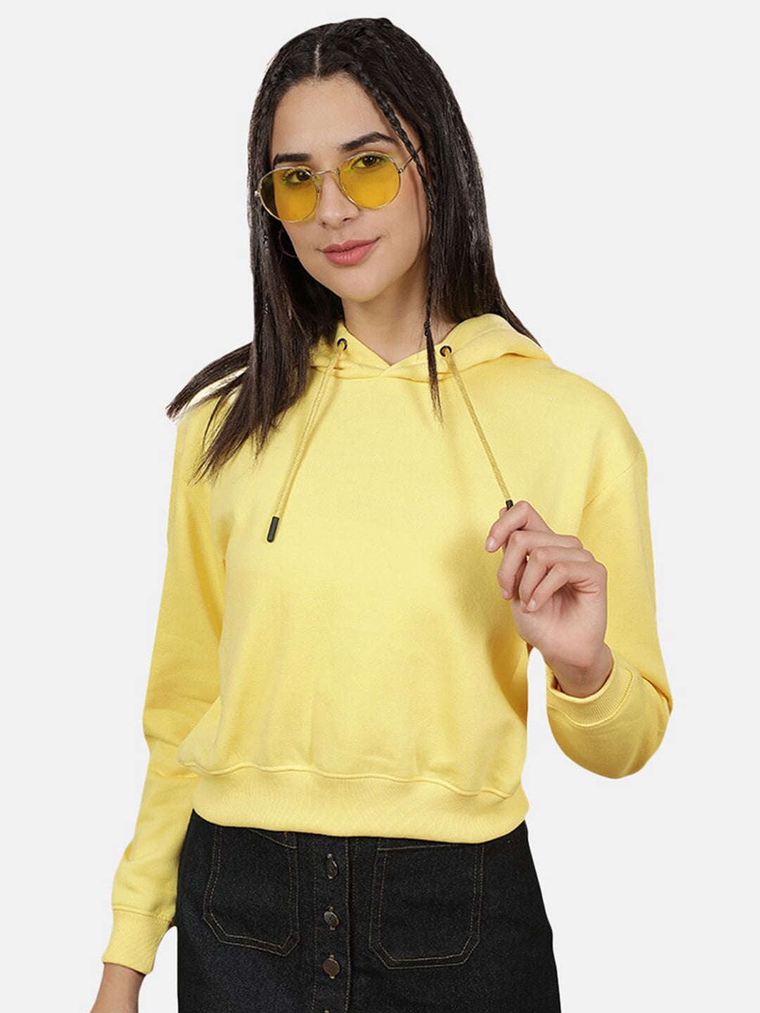 Women's Solid Regular Fit Sweatshirt