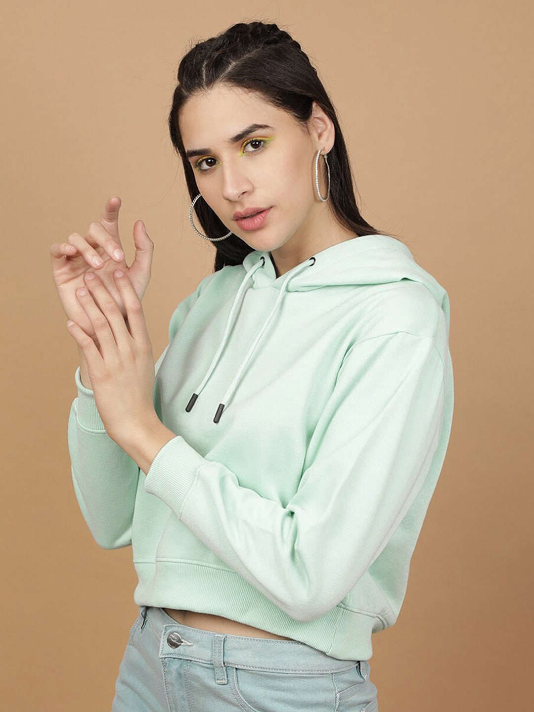 Women's Solid Regular Fit Sweatshirt