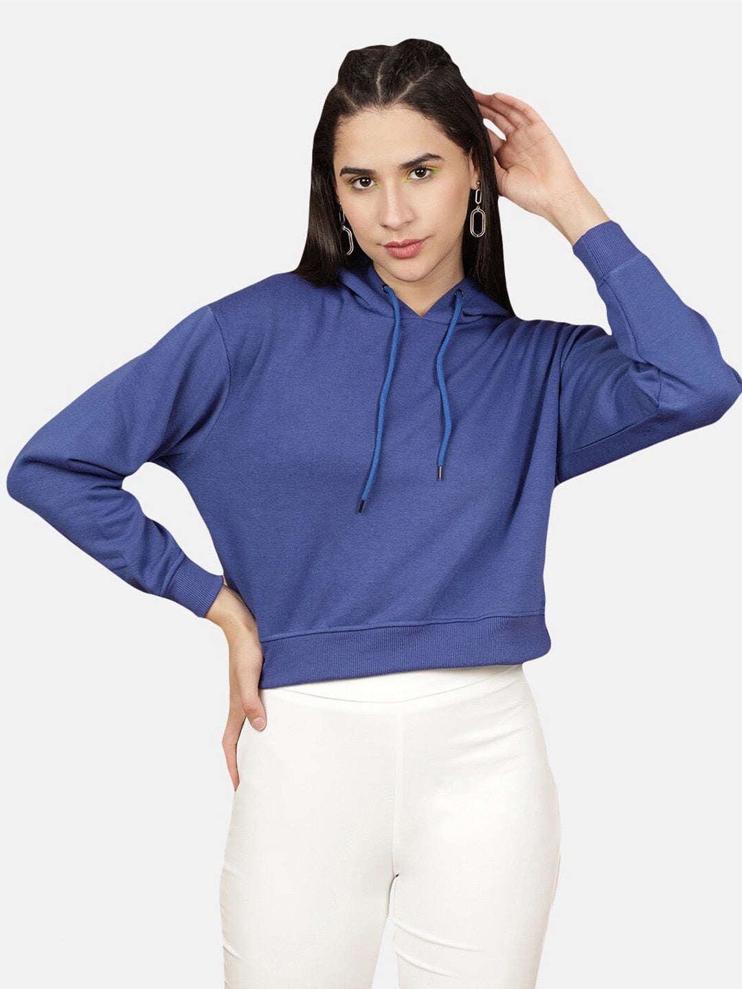 Women's Solid Regular Fit Sweatshirt
