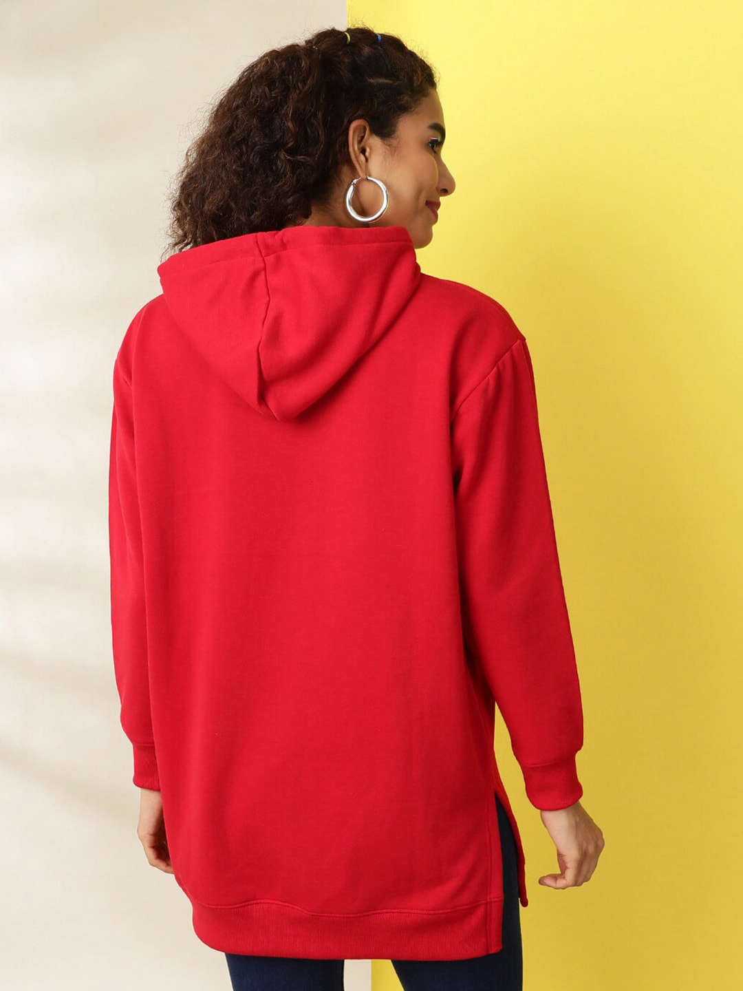 Women's Solid Regular Fit Sweatshirt