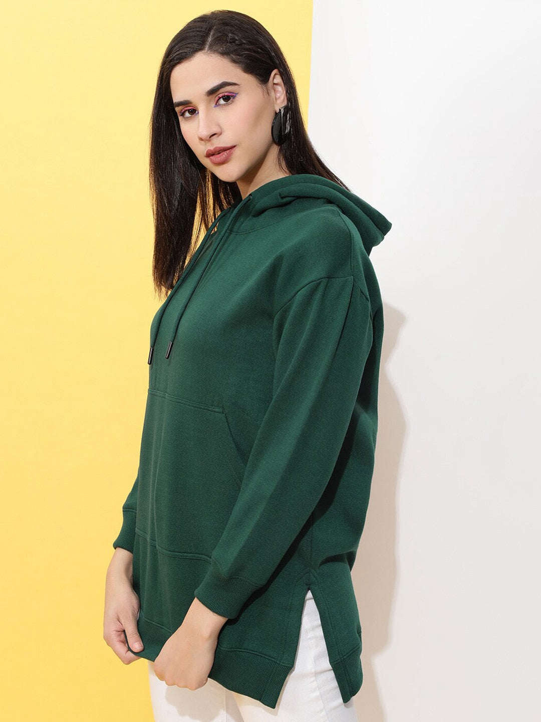 Women's Solid Regular Fit Sweatshirt