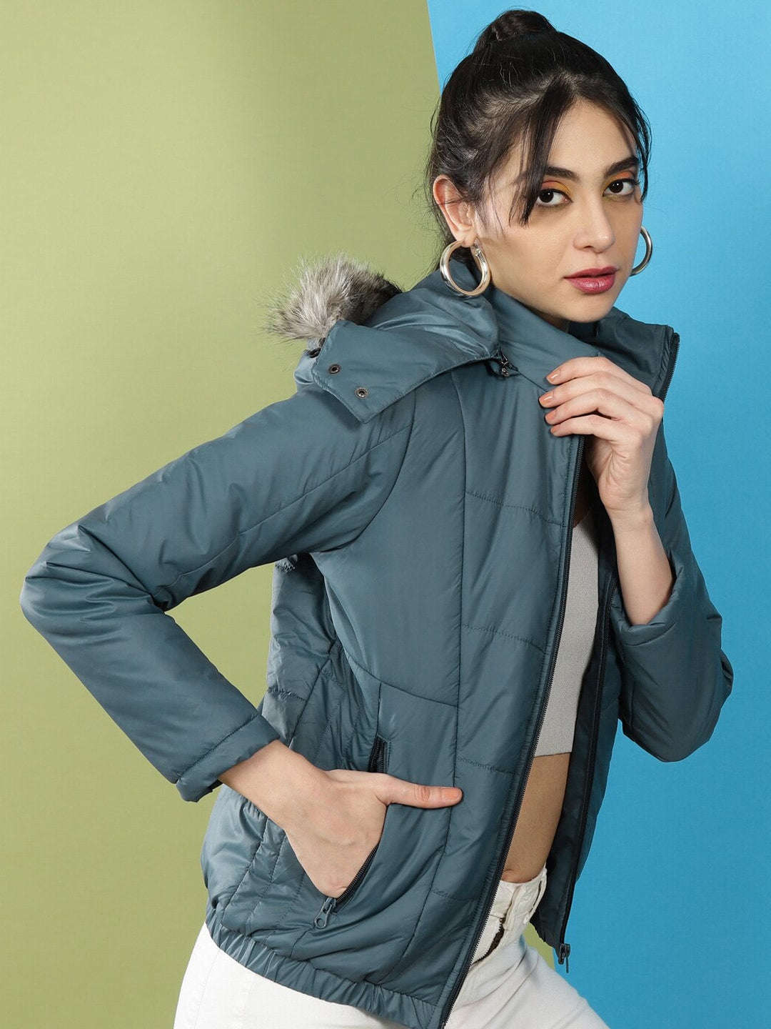 Women's Quilted Hooded Jacket With Faux Fur