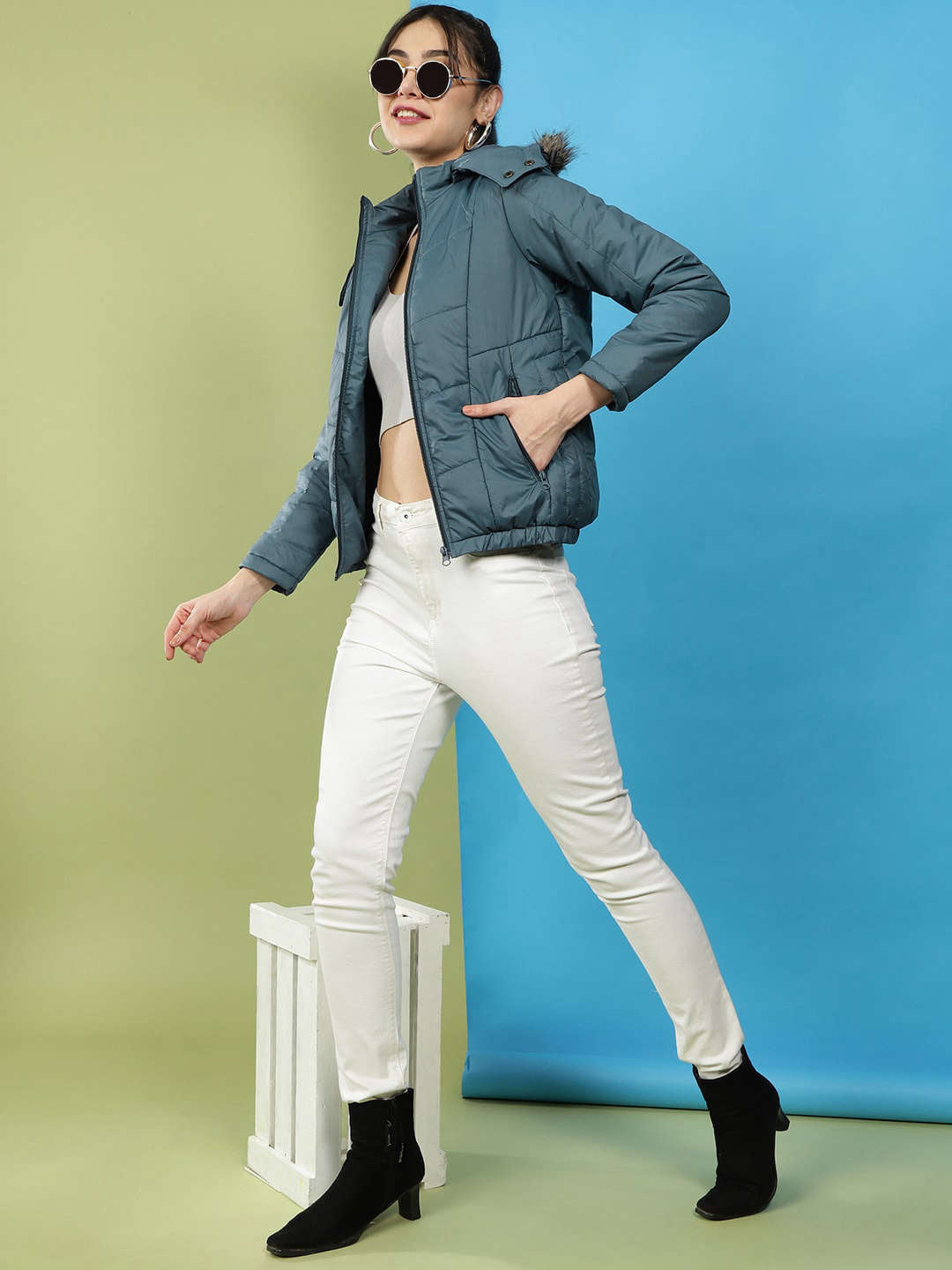 Women's Quilted Hooded Jacket With Faux Fur