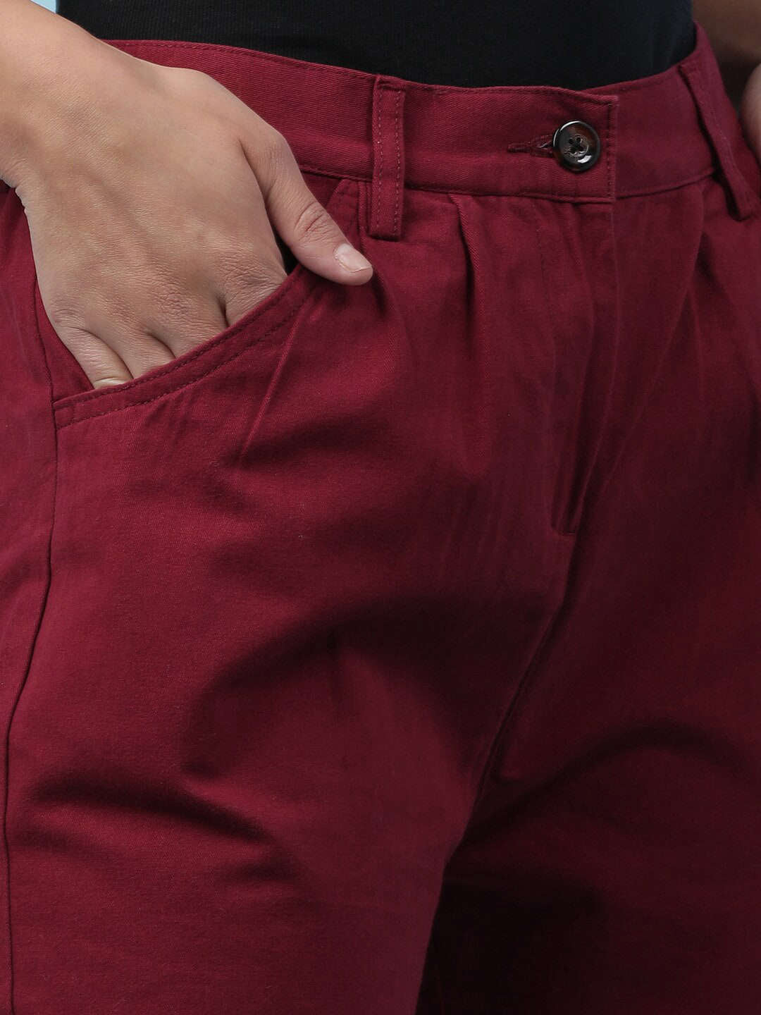 Women's Pleated Trouser