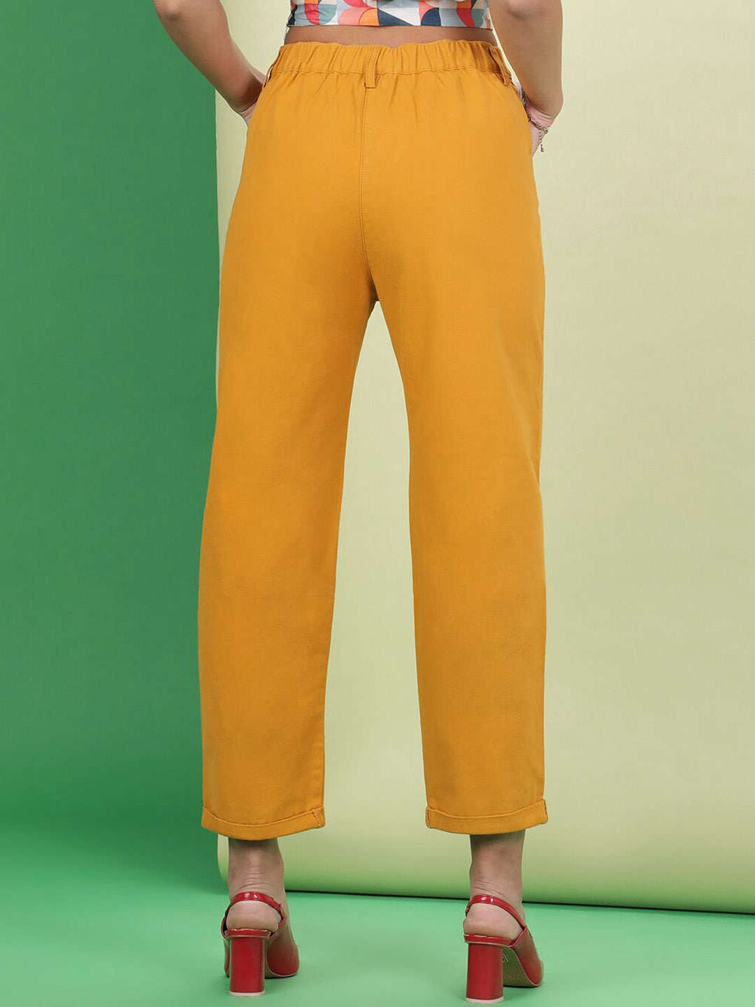 Women's Pleated Trouser