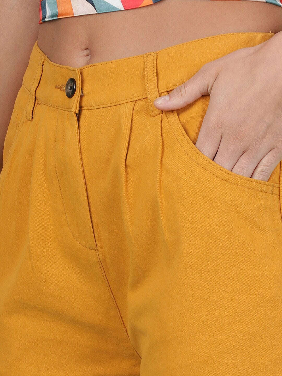 Women's Pleated Trouser