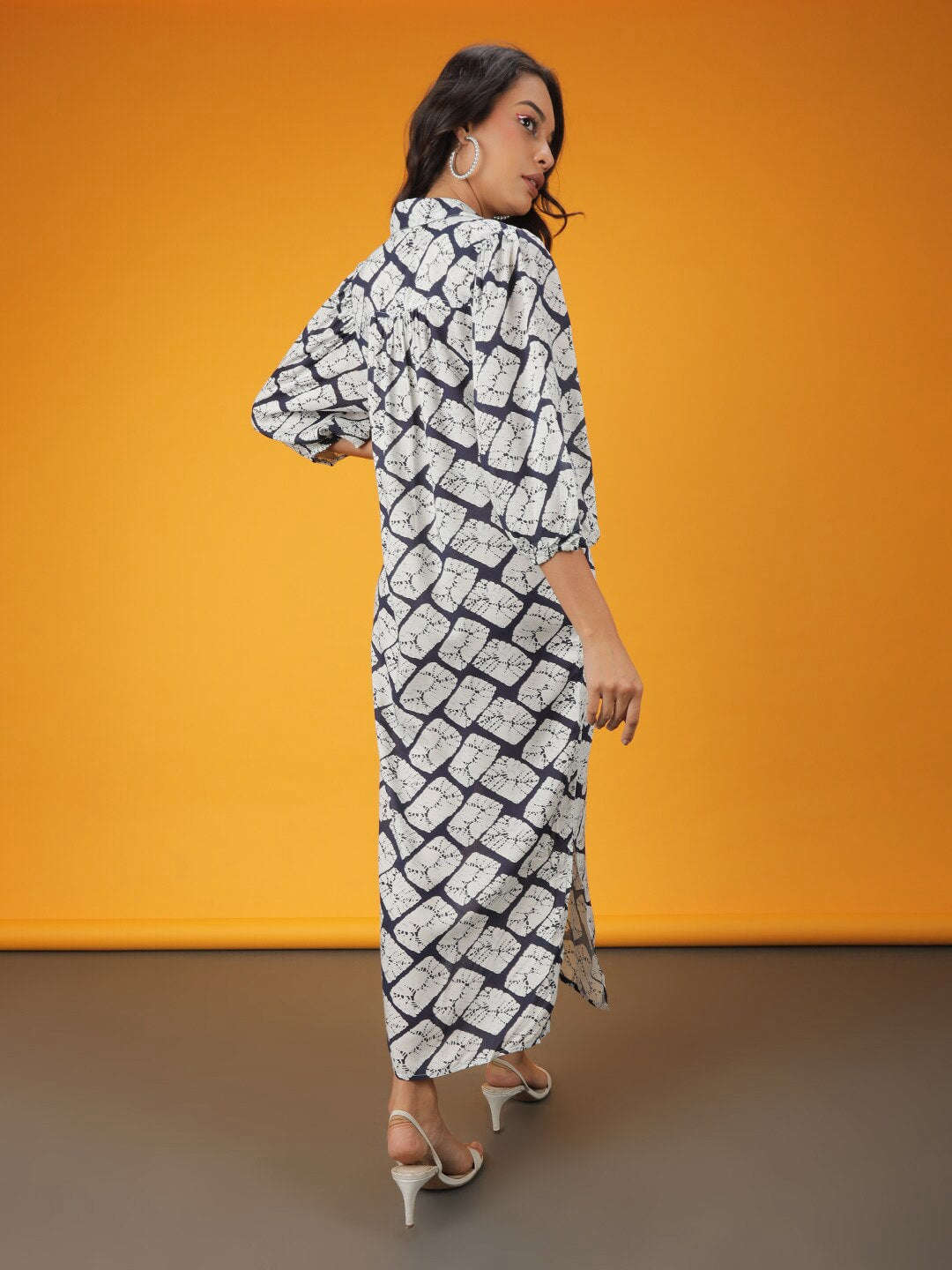 Women's Printed Shirt Dress With Belt