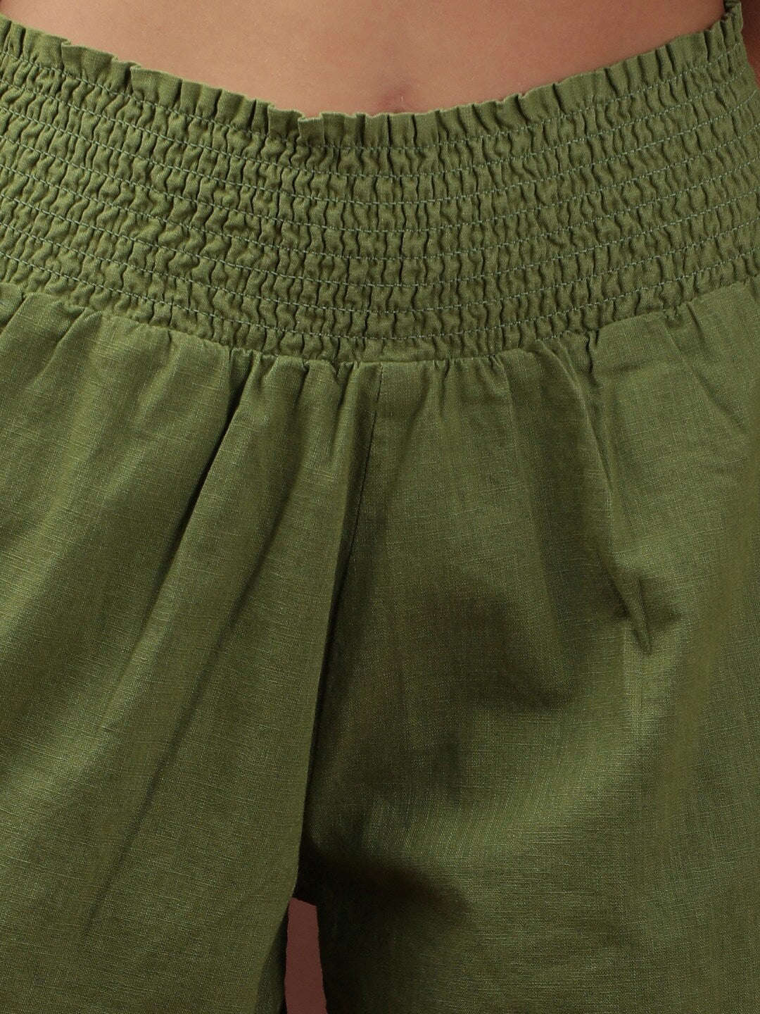 Women's Linen Smocked Shorts
