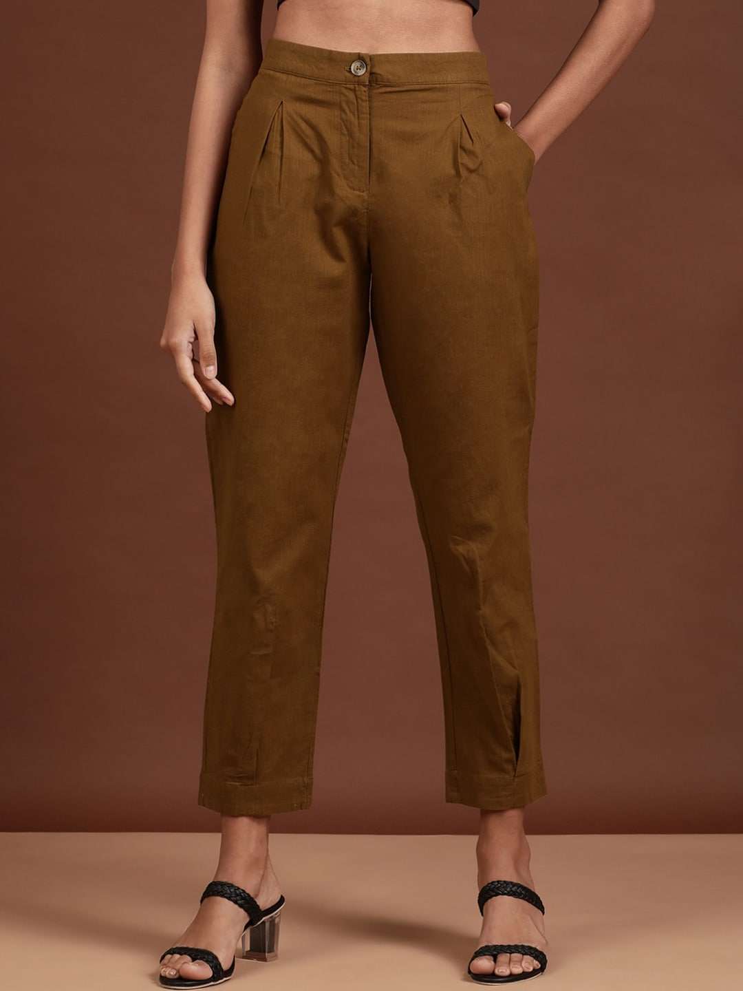 Women's Linen Pleated Pant