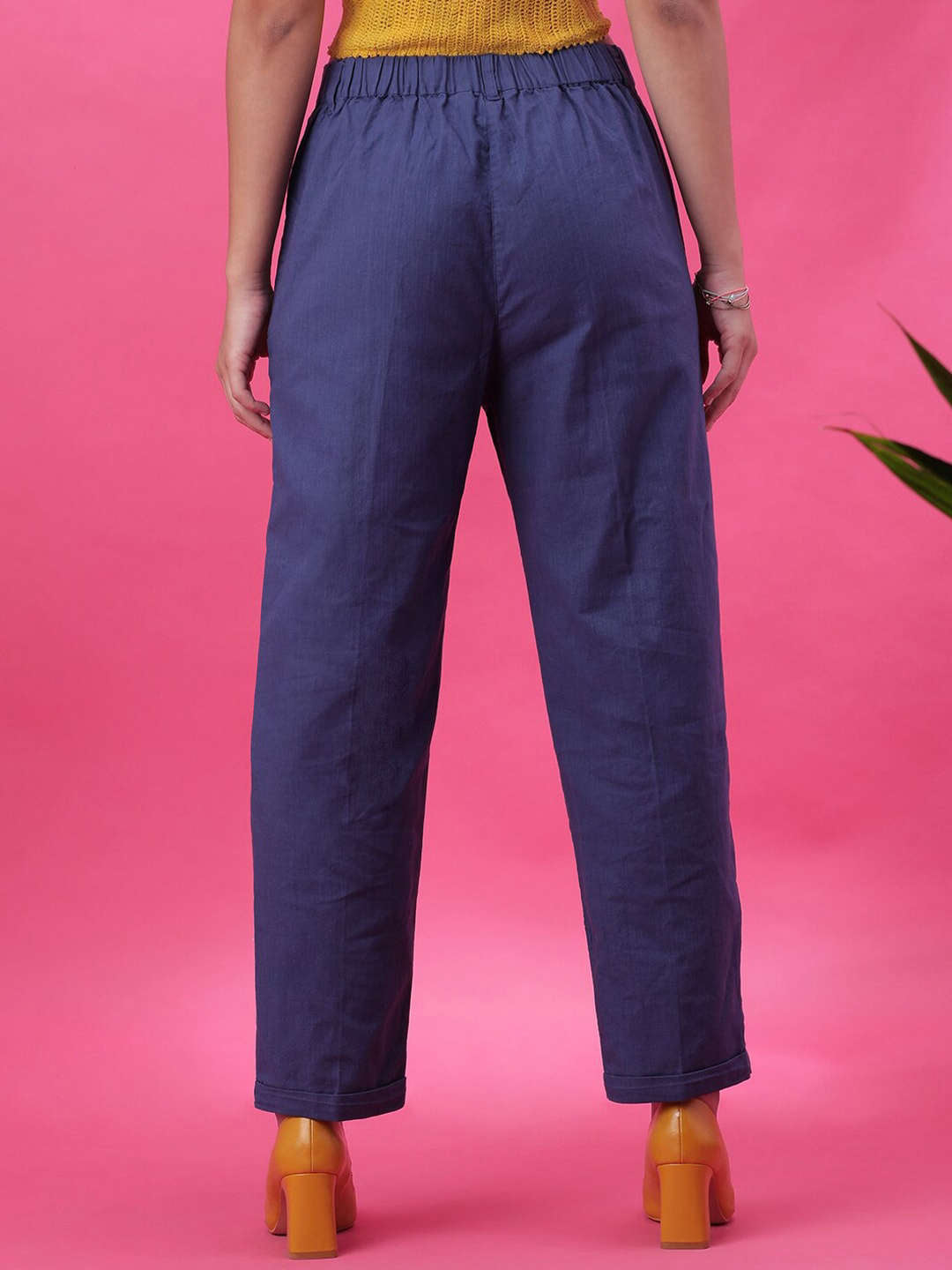 Women's Linen Pleated Pant