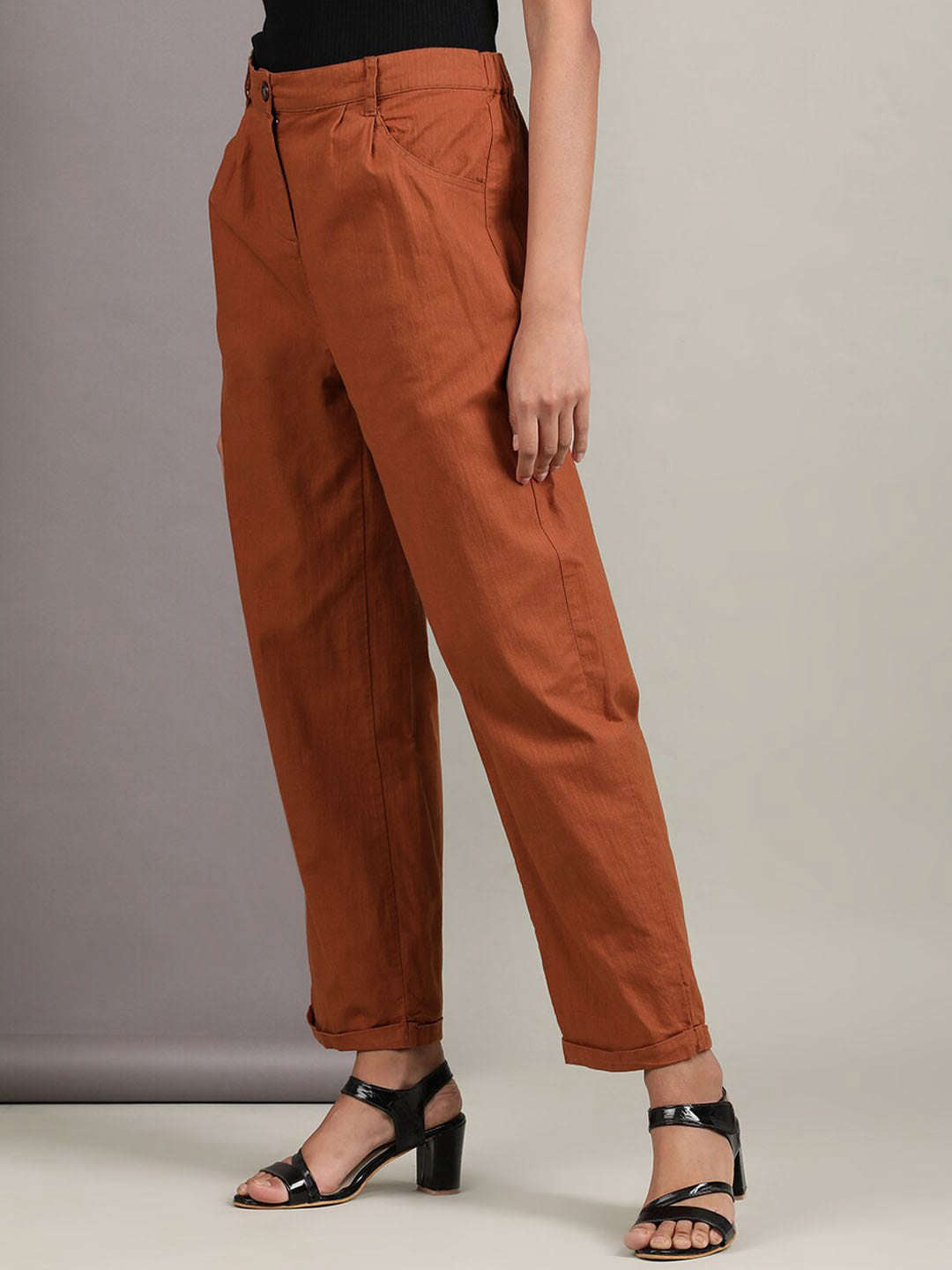 Women's Linen Pleated Pant