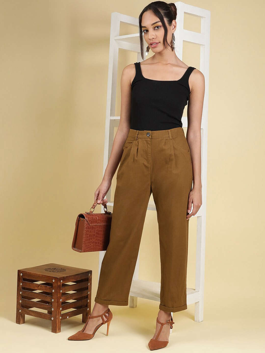 Women's Linen Pleated Pant