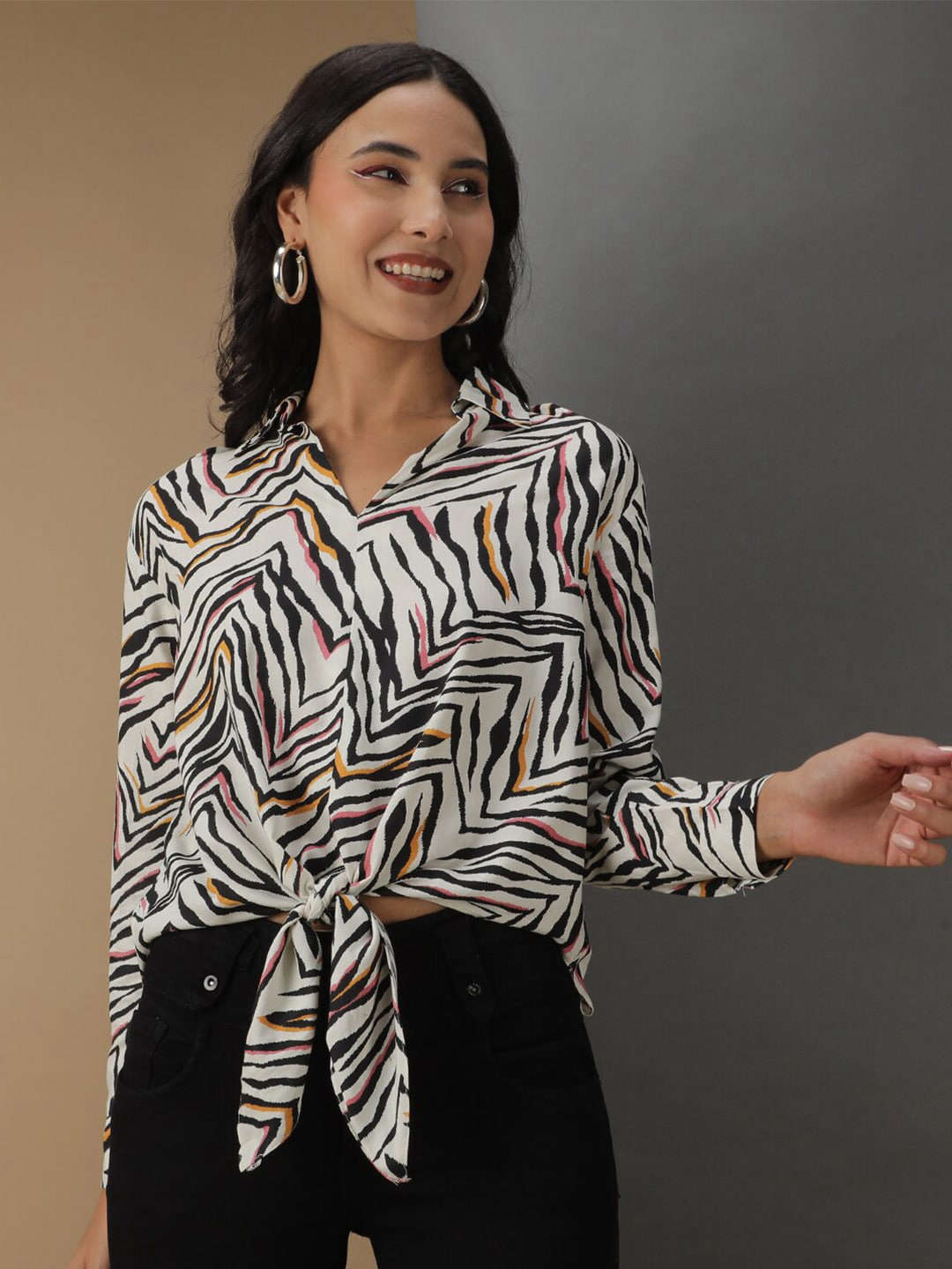 Women's Animal Printed Front Tie Up Shirt