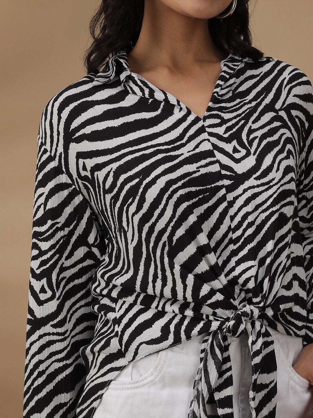 Women's Animal Printed Front Tie Up Shirt