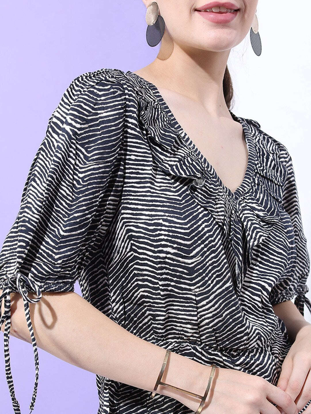 Women's Printed Top With Sleeve Tie Up