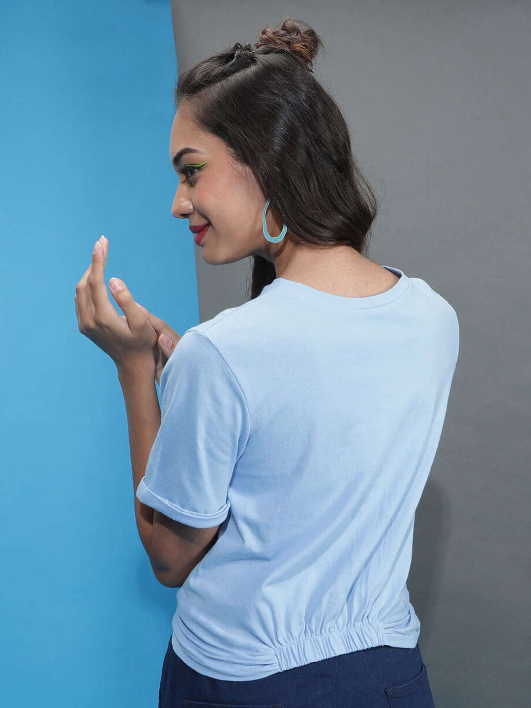 Women's Solid T-Shirt With Knotted Front