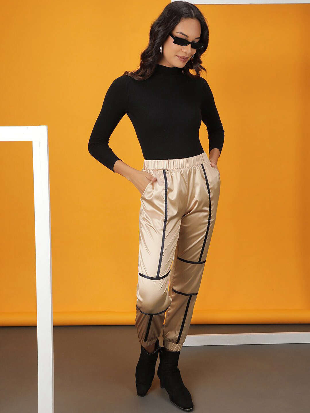 Women's Satin Jogger With Contrast Piping