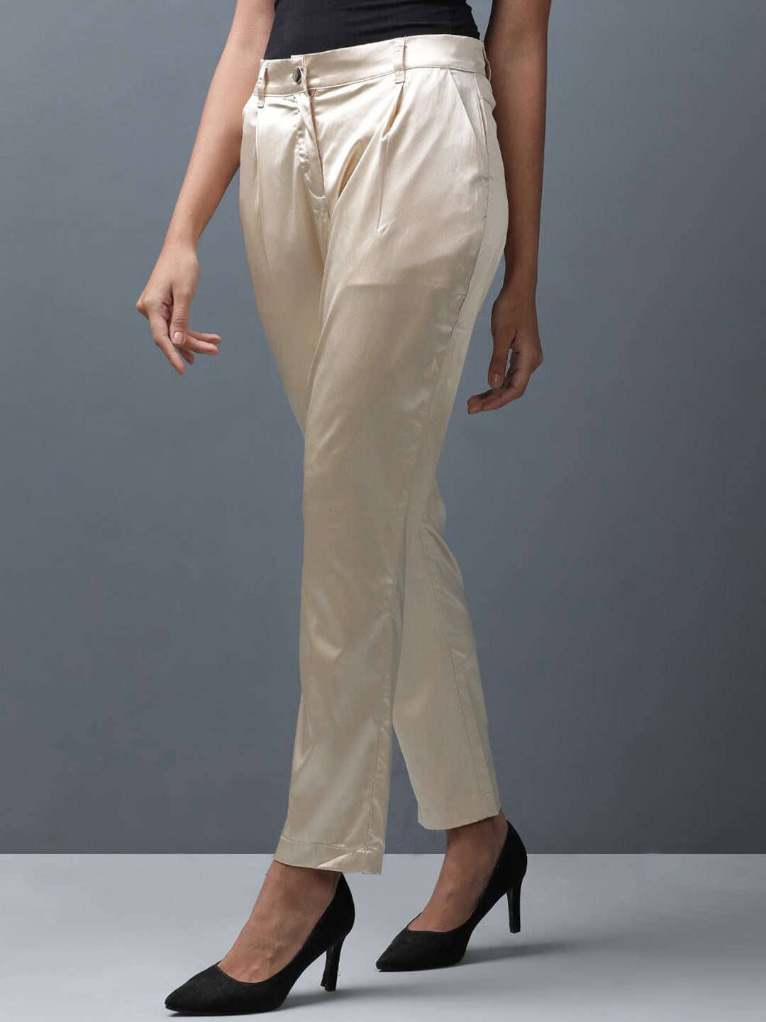 Women's Tapered Pant