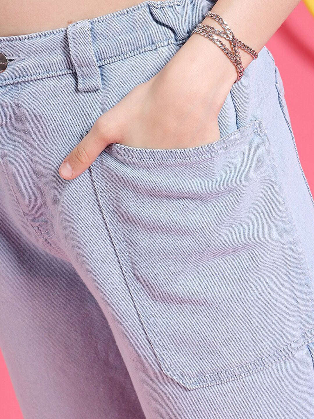 Women's Relaxed Fit Jeans