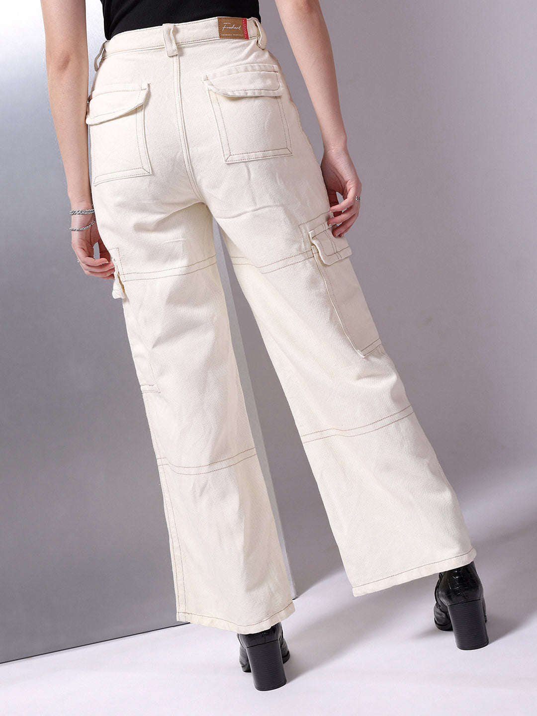 Women's Relaxed Fit Jeans