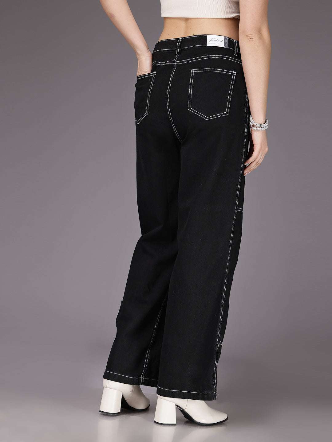 Women's Relaxed Fit Jeans