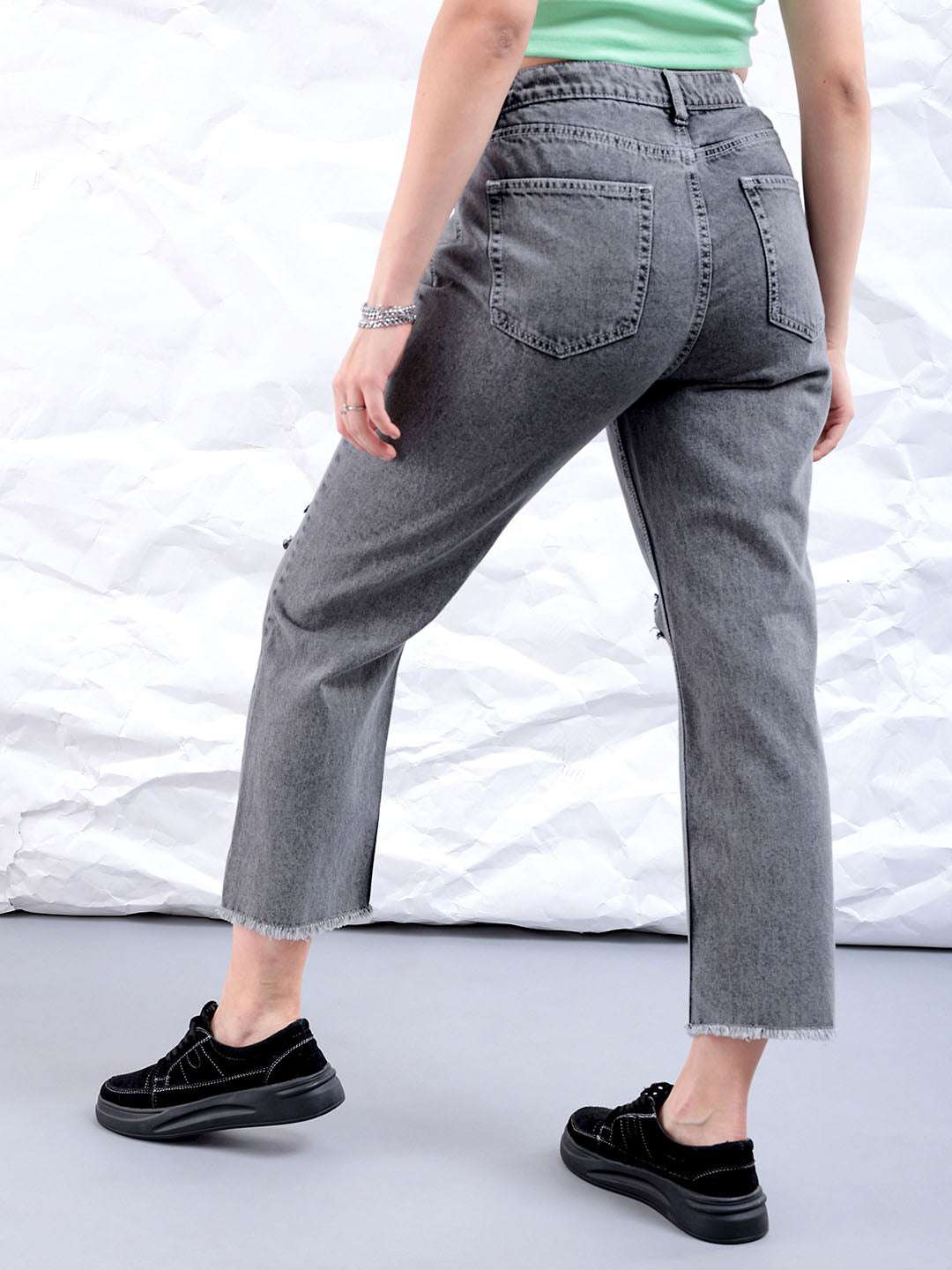 Women's Straight Fit Jeans