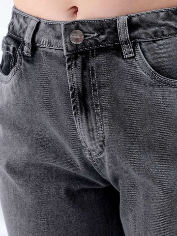 Women's Straight Fit Jeans