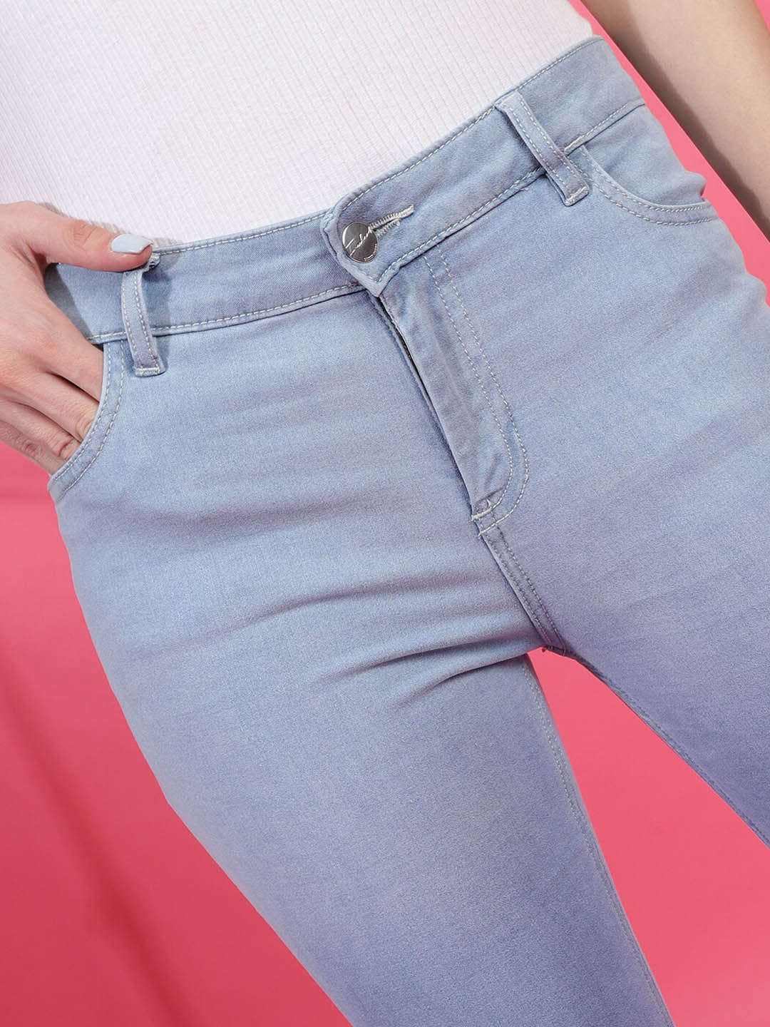 Women's Solid Jeans
