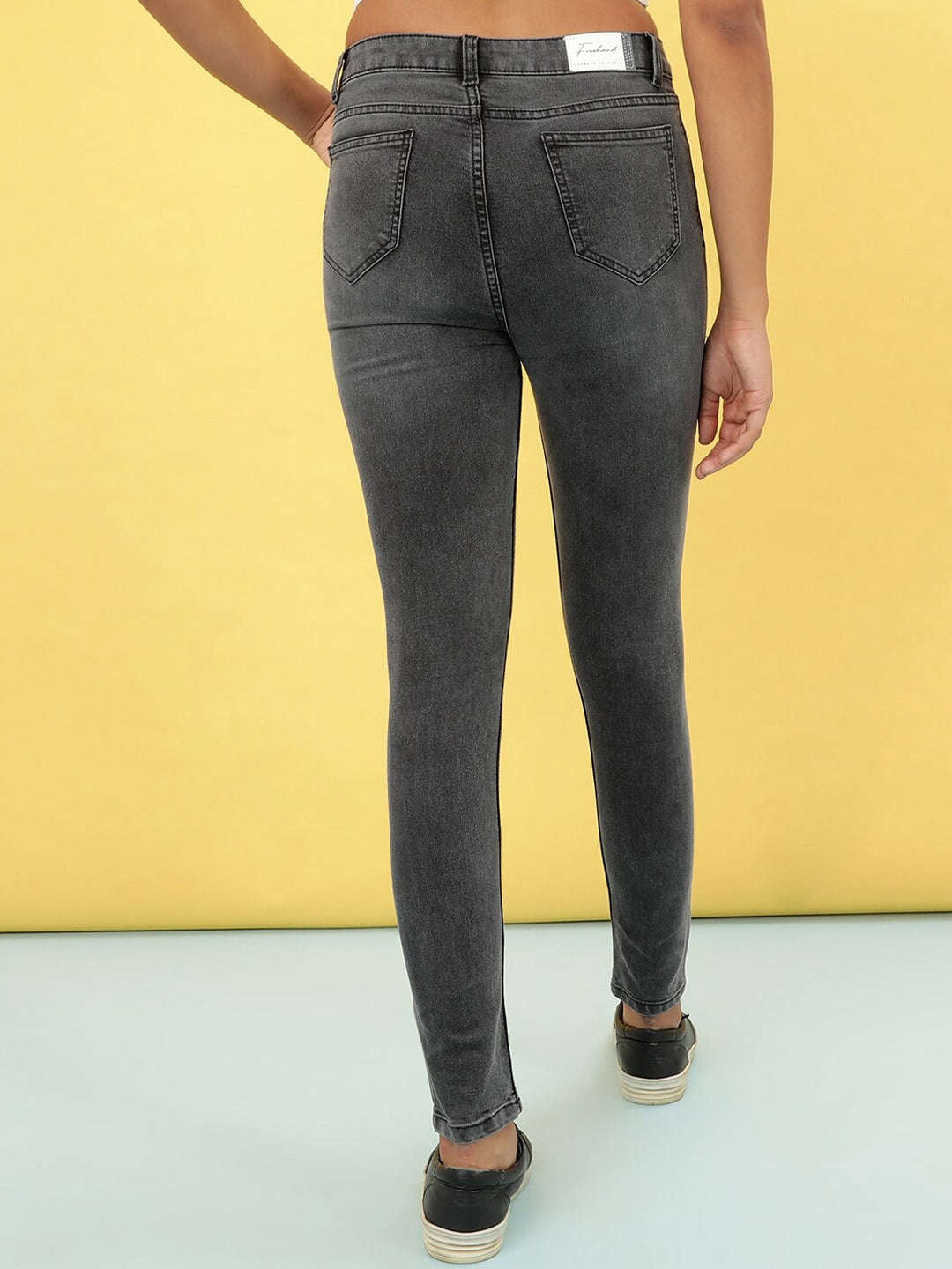 Women's Casual Skinny Fit Jeans